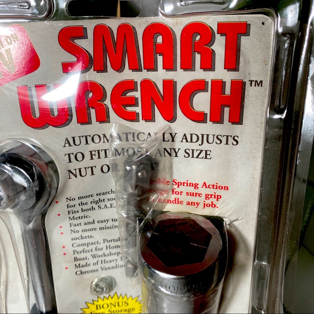 Set of 2 Smart Wrenchs Automatically Adjusts Fits Most Nuts/Bolts NEW IN PACKAGE
